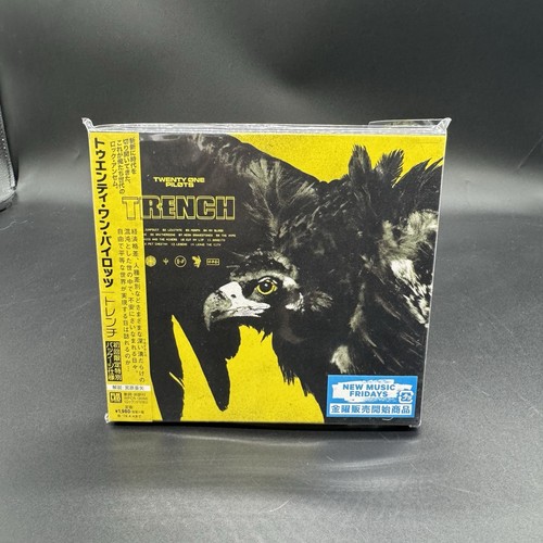 Twenty one pilots trench japan - pilots,